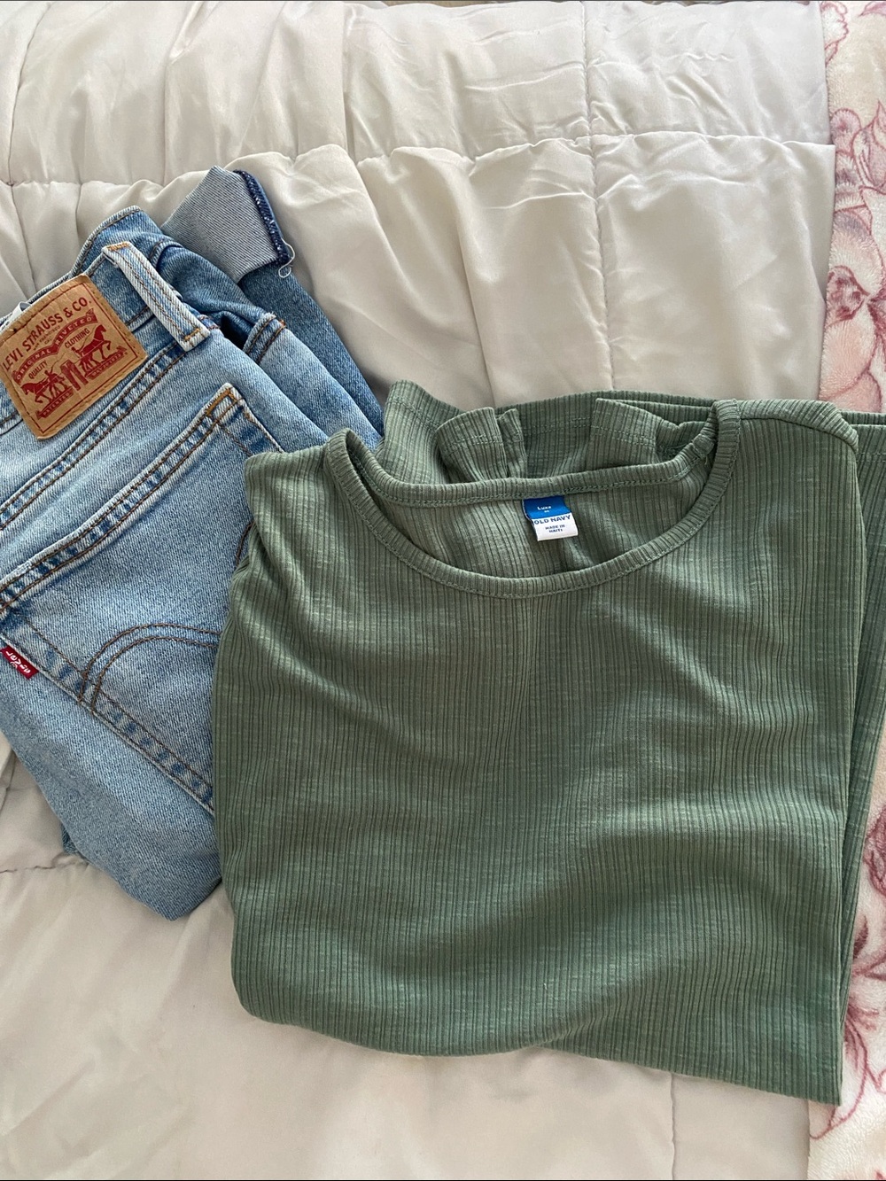 Green Ribbed Short Sleeve Top